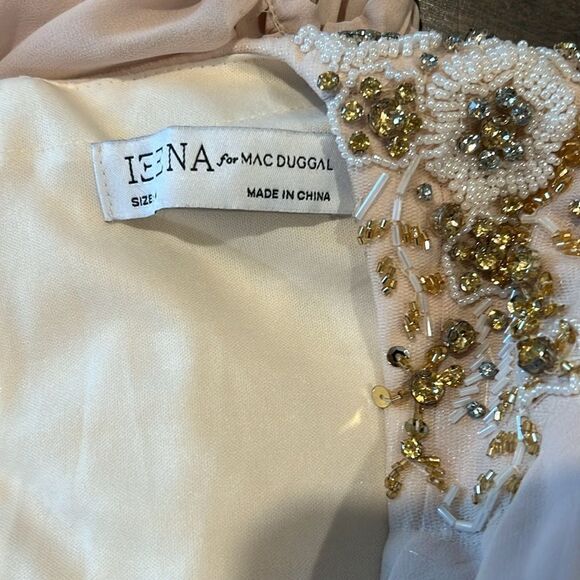 Mac Duggal Ivory Gown with Embellished Shoulders - Picture 14 of 15